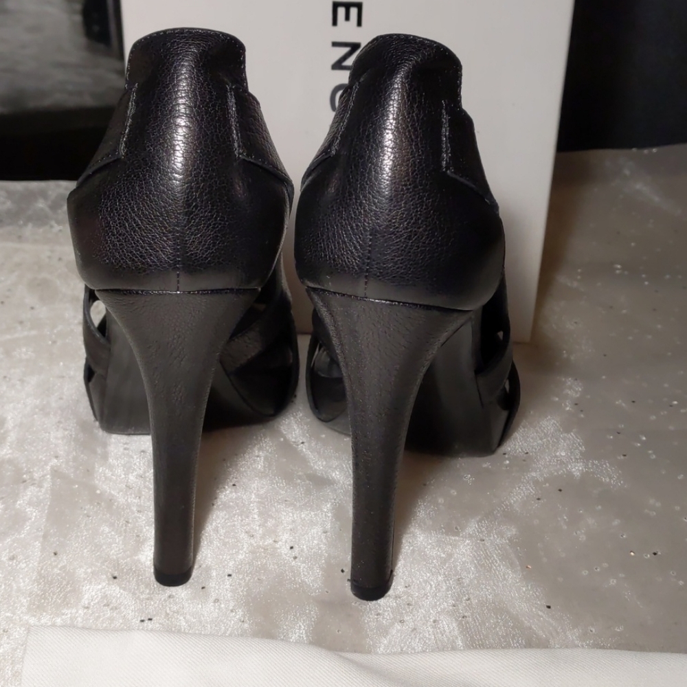 Givenchy Black Malabar Heel - Picture 9 of 14
